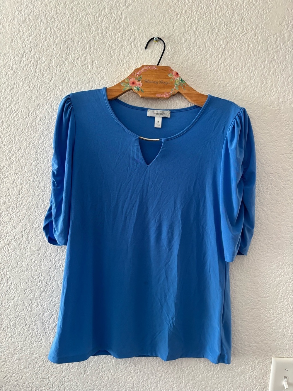 Dressbarn Top Size M Blue Keyhole Silver Bar Puff Sleeve Blouse
